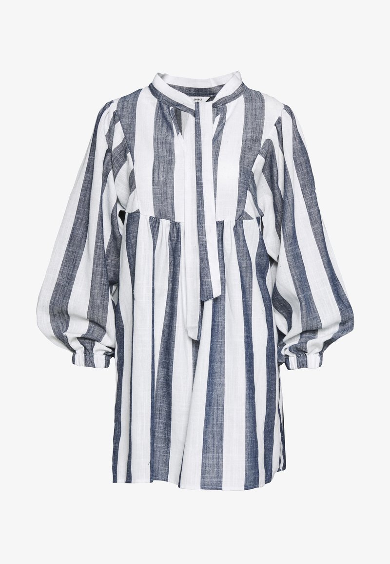 Robe à manches longues, coupe ample, rayures verticales blanches et gris foncé, taille plissée, encolure ronde et manches avec poignets.