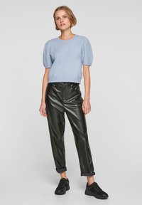 QS Spodnie skórzane