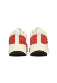 Thumbnail Image 5