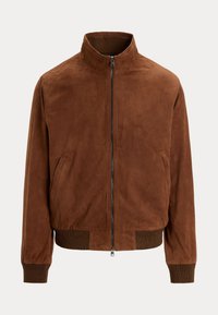 Selectat, pale russet