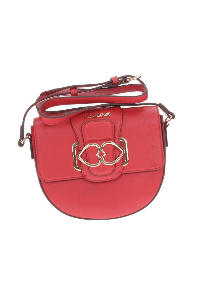 Borsa a tracolla rossa in similpelle con forma arrotondata, accessori in oro e dettaglio della chiusura a forma di cuore. Include una lunga tracolla regolabile.