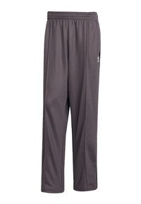 Unselected, grey strata black
