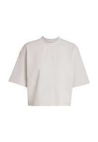 Sudadera corta de color gris claro con mangas cortas, textura acanalada y cuello redondo. Presenta un logo tonal sutil en el pecho.