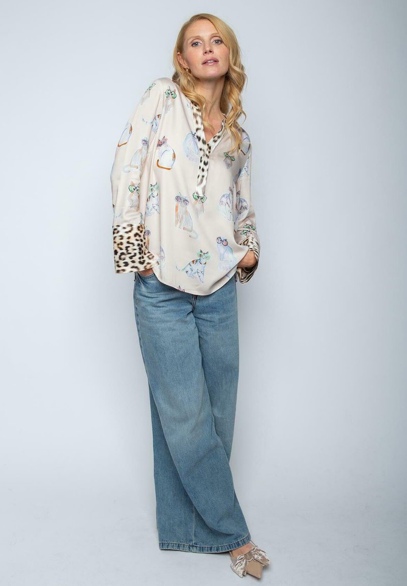 Emily van den Bergh Bluse - sand multi cats