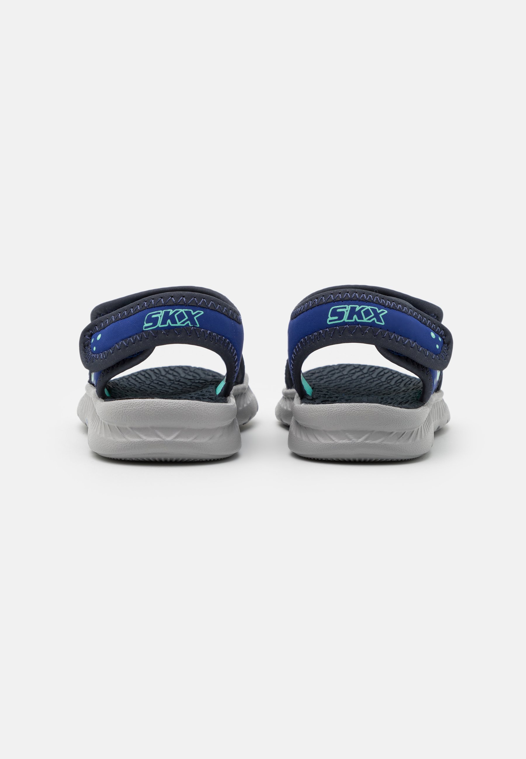 skechers pool sliders