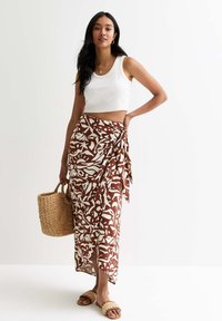 New Look SHELL PRINT TIE FRONT SARONG - Gonna lunga - brown pattern