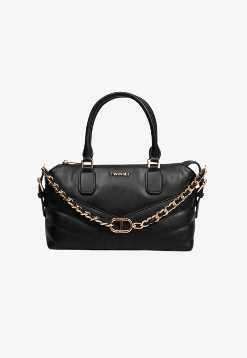 Borsa a mano in pelle nera con doppi manici, tracolla a catena dorata e design trapuntato. Presenta un logo centrale e una chiusura sicura.