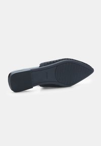Bata Sandalias planas - nero