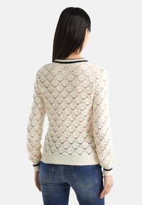 United Colors of Benetton Stickad tröja - off-white