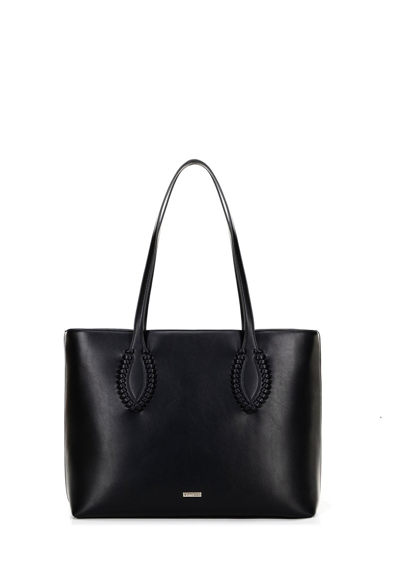 Borsa a mano in pelle nera con manici intrecciati e superficie liscia. Presenta una forma rettangolare e un logo del marchio discreto sulla parte anteriore.