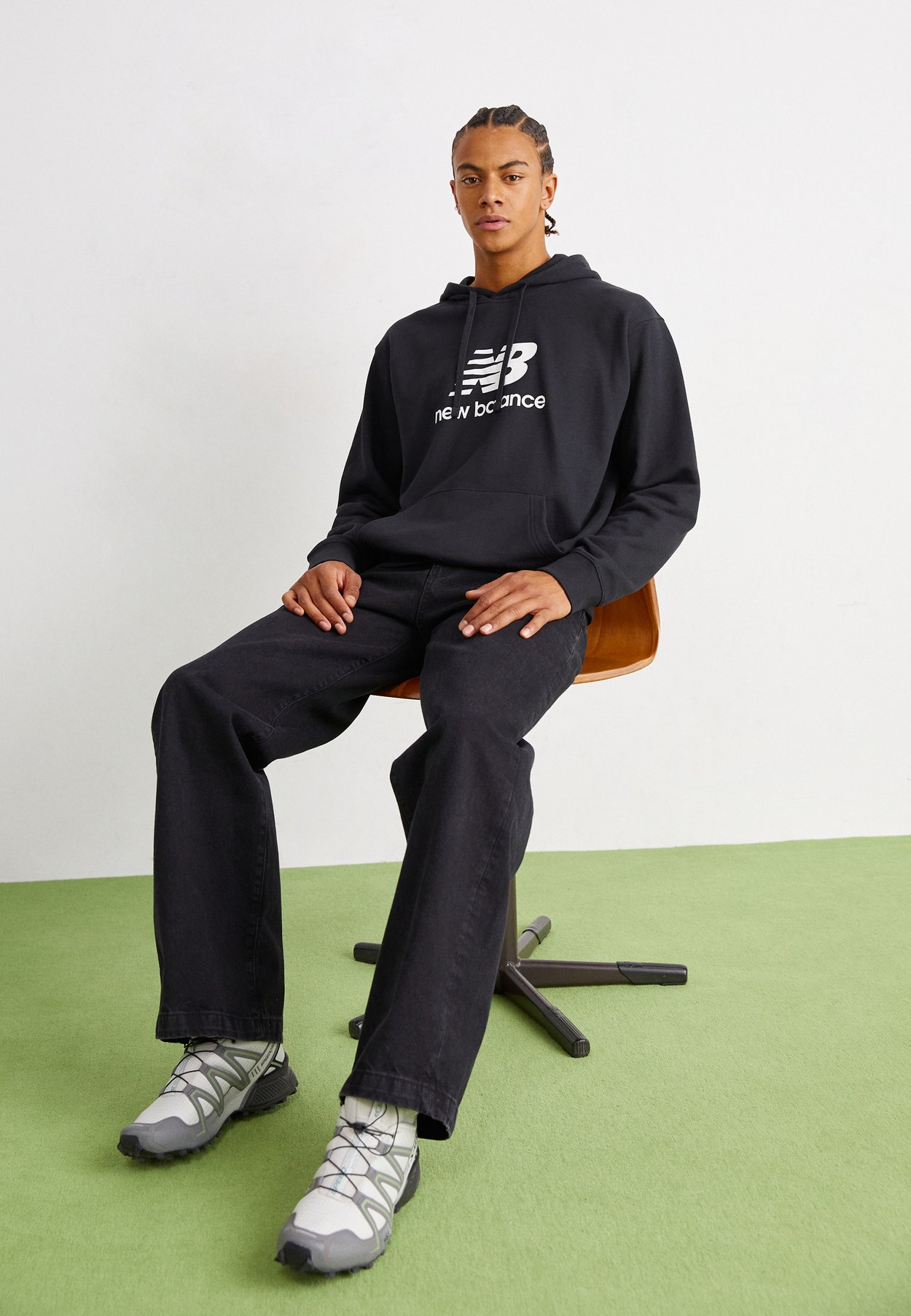 SPORT ESSENTIALS STACKED LOGO