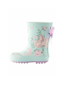 Stivale da pioggia azzurro chiaro con motivi floreali in rosa e verde, materiale in gomma texturizzata, suola viola e fiocco decorativo sul retro.