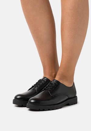 Tamaris Schnürer - black matt