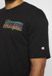 Champion Triko s potiskem - black