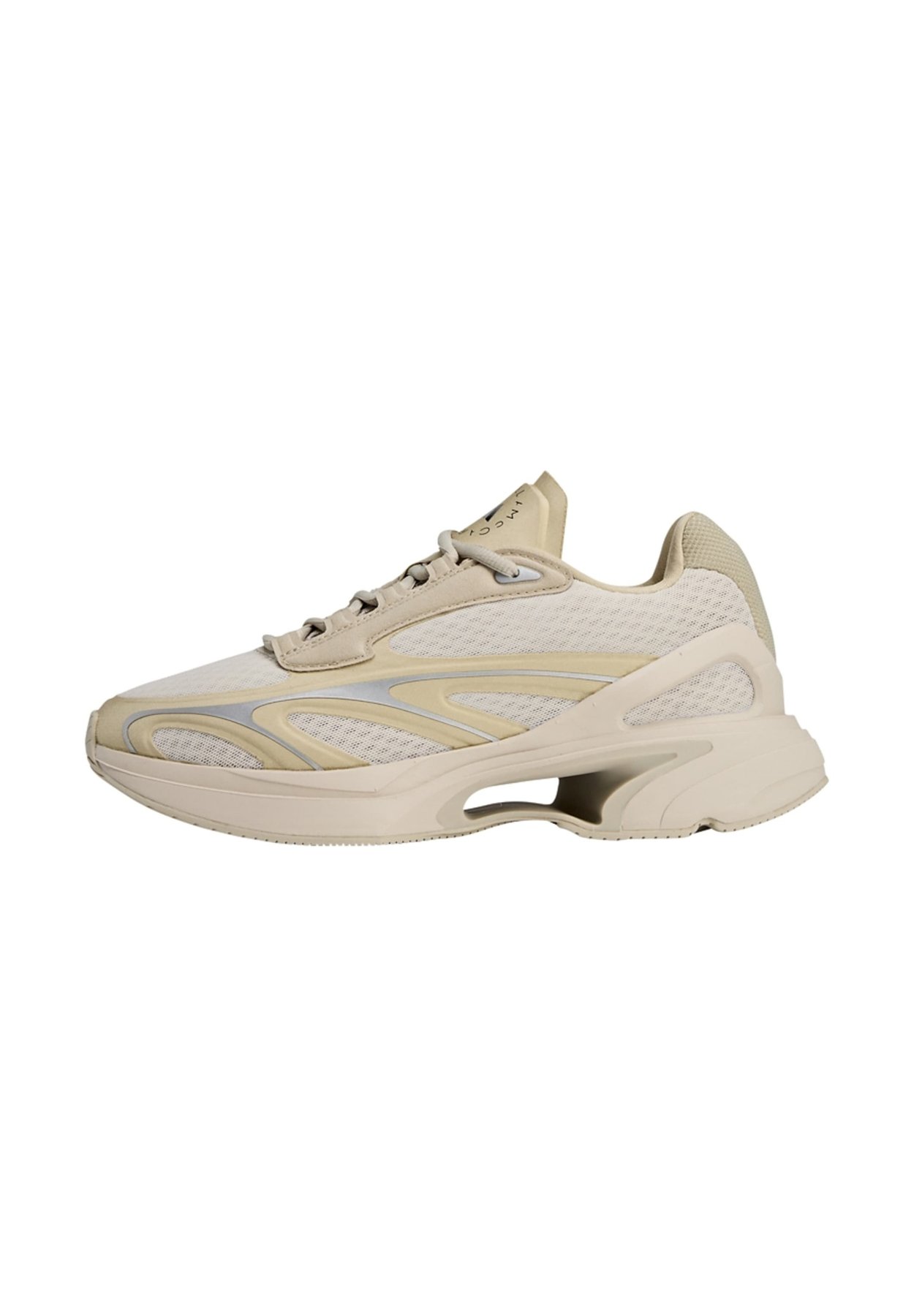 SPORTSWEAR 2000