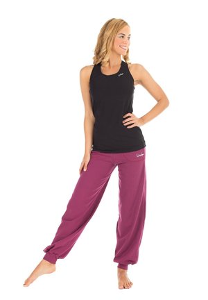 Pantalones deportivos - berry love