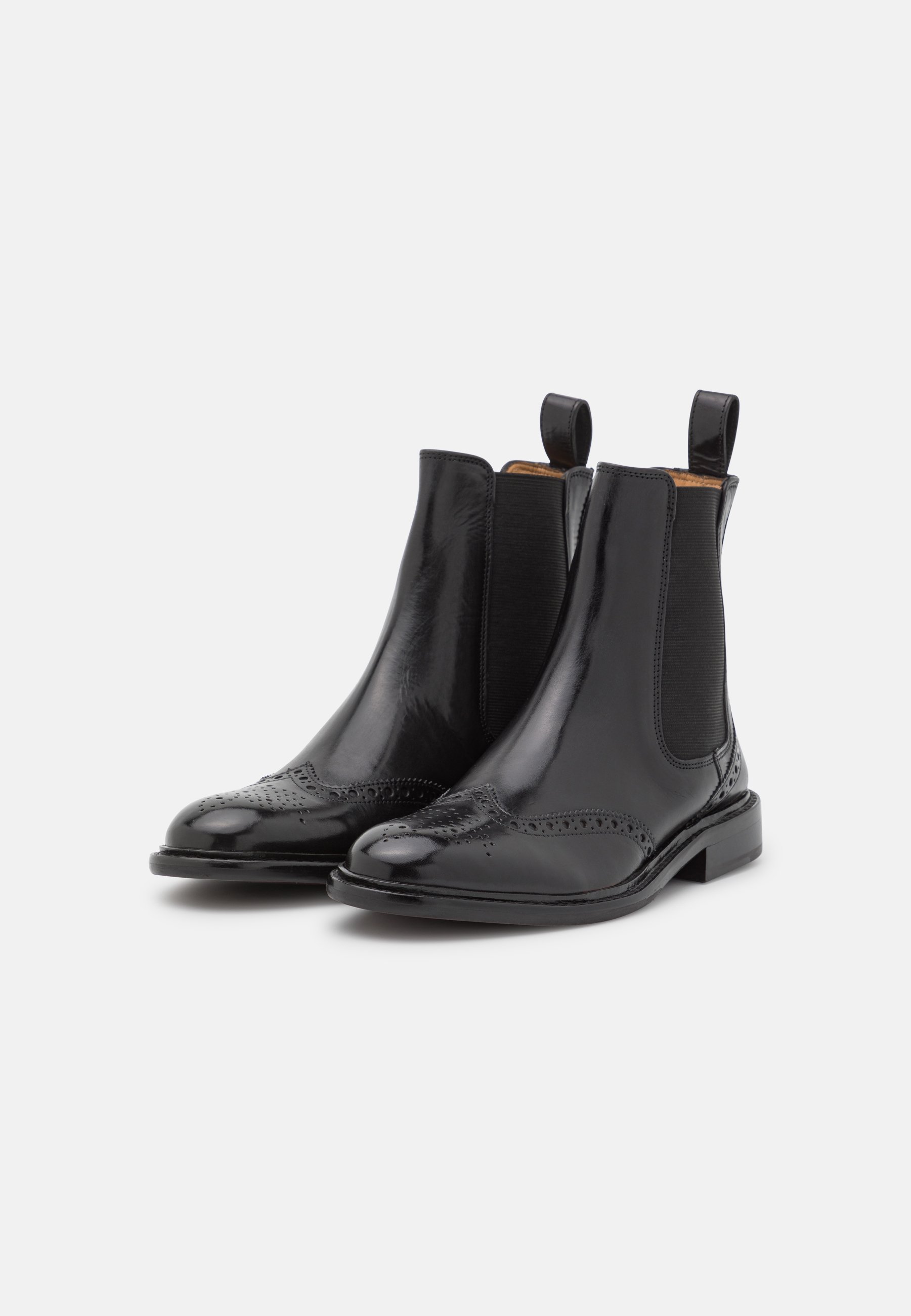 Melvin & Hamilton Damen-Stiefeletten Nuri 12 – Aus Schafsleder, Mit Lammfell-Futter, 2,5 Cm Plateau
