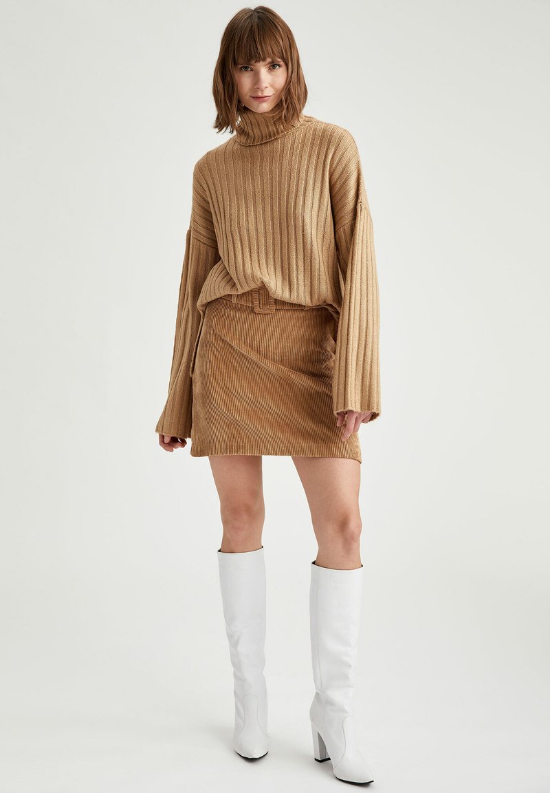 DeFacto Minirok beige