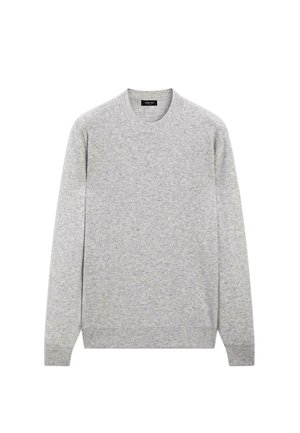 Hellgrauer, langärmeliger Rundhals-Pullover mit gerippten Bündchen und Saum, gegen einen weißen Hintergrund präsentiert.