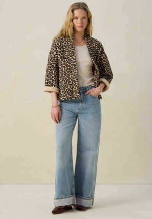 MIT LEOPRINT - Jas - braun