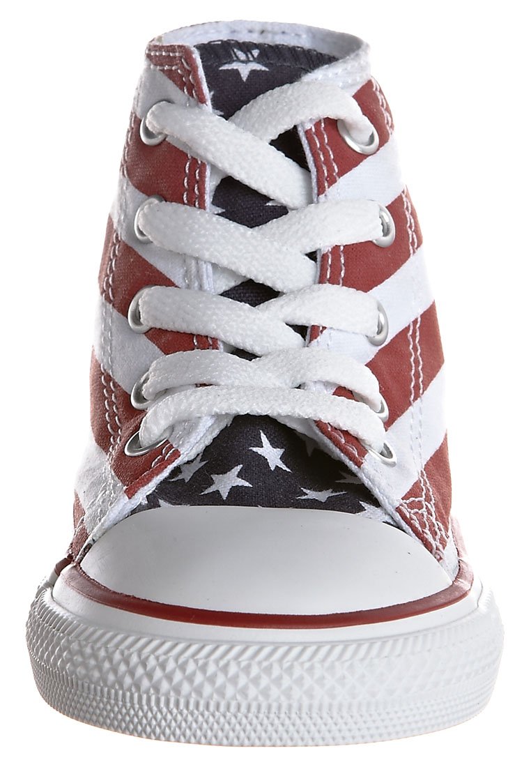 converse star and bars