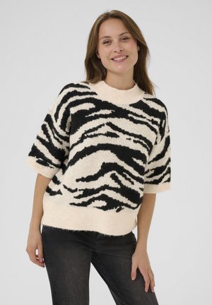 - Sweter