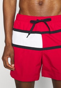 Tommy Hilfiger Fürdőnadrág - red