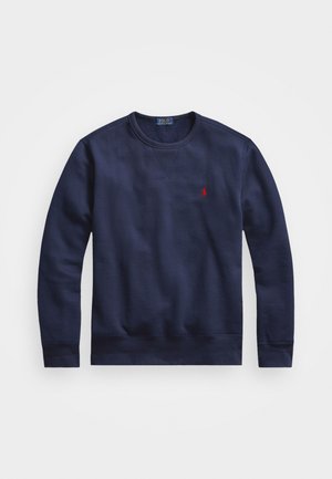 Sudadera azul marino con cuello redondo, mangas largas y puños acanalados. Presenta un pequeño logotipo rojo en el pecho, fabricada con material de algodón suave.