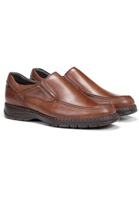 Scarpe slip-on in pelle marrone con una superficie liscia, dettagli cuciti e suola in gomma resistente per comfort e supporto.