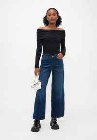 ONLY Petite ONLMADISON BLUSH WIDE - Wide leg - dark blue denim