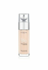 L'Oréal True Match foundation i en genomskinlig flaska med pump, med ett silverlock, ljusbeige vätskeinredning och en slät konsistens.