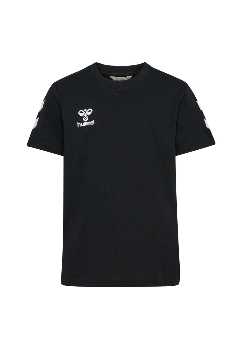 Schwarzes Baumwoll-T-Shirt mit Rundhalsausschnitt, das ein weißes Logo auf der Brust und ein weißes Chevron-Muster auf den Ärmeln zeigt.
