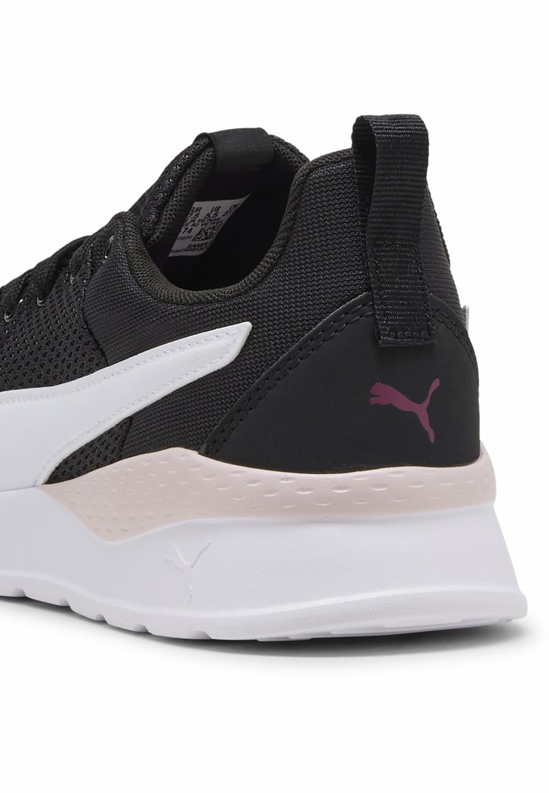 Puma ANZARUN LITE Road running shoes black white berry/black