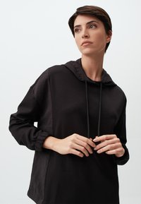Sweatshirt - black