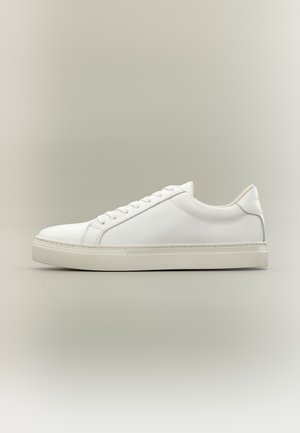 Vagabond, PAUL 2.0 - Matalavartiset tennarit - white
