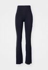 NIMBLE FLARED - Leggings - navy