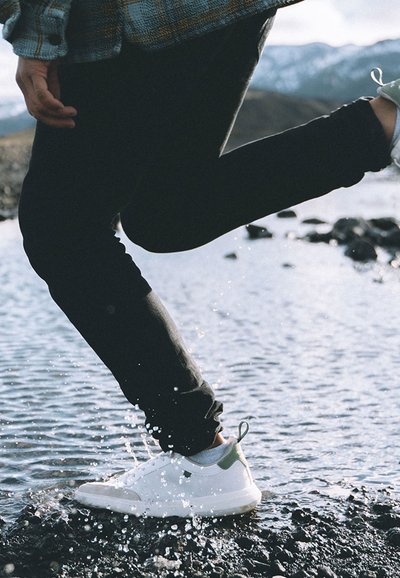 Tropicfeel GEYSER LITLI - Sneakers - white