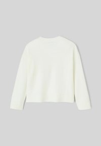 Pull court blanc en tissu tricoté doux. Présente des manches longues et un col rond avec des bords côtelés. Design minimaliste.