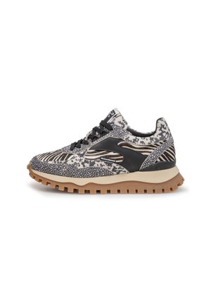 Trainers - blackcombi