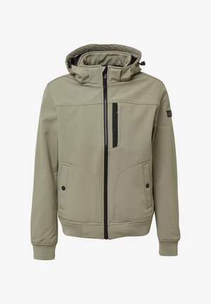 Chaqueta softshell verde claro con capucha, que presenta un cierre frontal, un bolsillo en el pecho con cremallera y dos bolsillos laterales con cierres a presión.