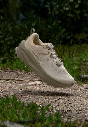 Altra OLYMPUS 7 - Παπούτσια για τρέξιμο σε μονοπάτια - wt smke/wntr twg/plz taup