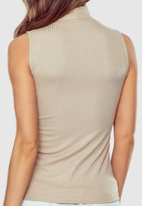 Eldar KAMELA beżowy