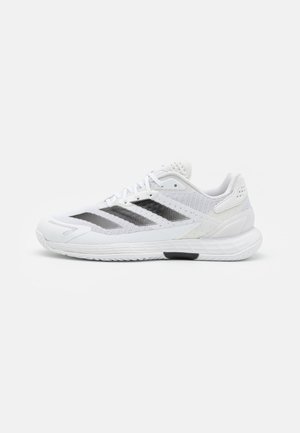 DEFIANT SPEED - Pantofi de tenis pe orice suprafață - footwear white/core black/grey one