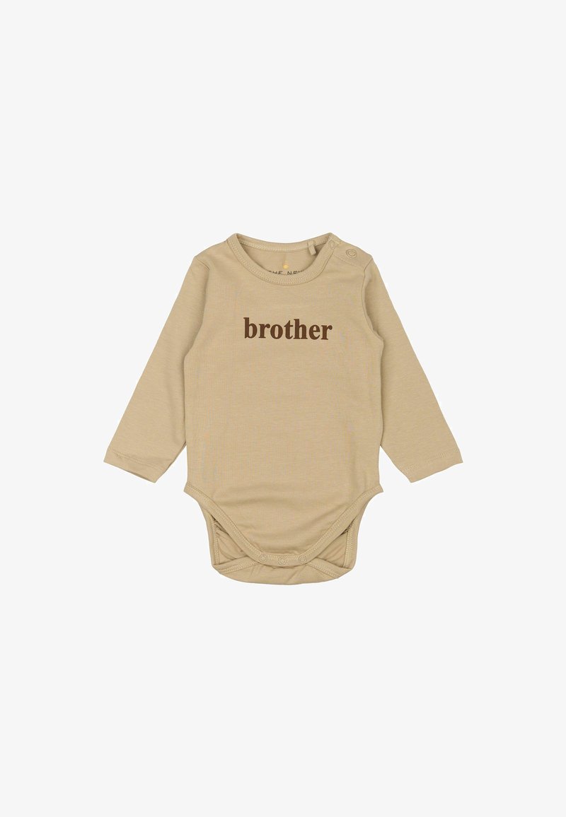 The New Siblings Body - humus