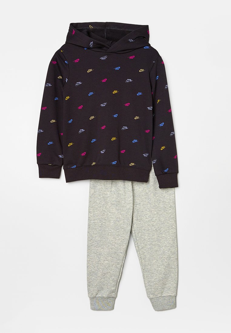 Nike Performance Hoodie meerkleurig