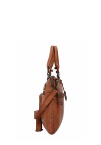 Taschen aus braunem Leder mit strukturierter Form, zwei Griffen und einem verstellbaren Riemen. Mit Reißverschluss und einer Außentasche.