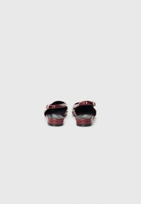 RAID CONNOLY - Ballerinat - burgundy