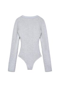 Langärmliger Overall aus leicht grauem Rippstoff mit einem runden Halsausschnitt und Schrittverschluss, mit nahtlosen Kanten und einer Figursilhouette.