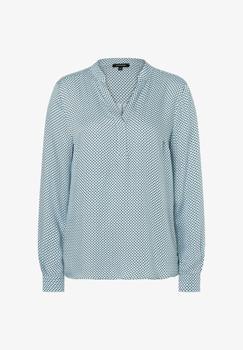 Blouse bleu clair avec un motif en losange, encolure en V, manches longues et poignets à boutons. Tissu doux à texture lisse.