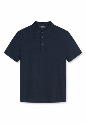 Marineblaues Polohemd mit kurzen Ärmeln, drei Knöpfen und klassischem Kragen, flach auf einem weißen Hintergrund liegend.